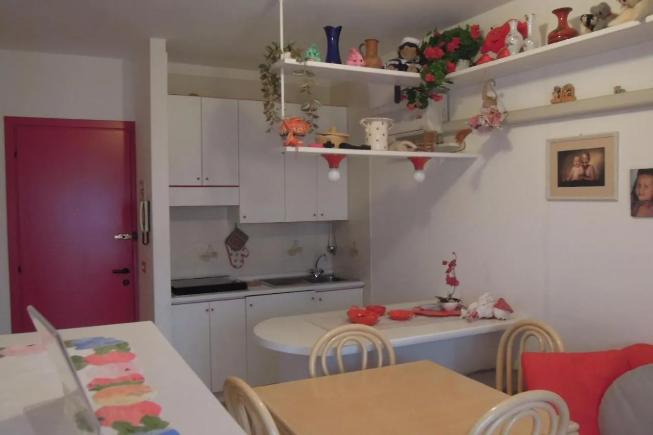 Modern Flat For 6 Guests With Swimming Pool Apartment Bibione