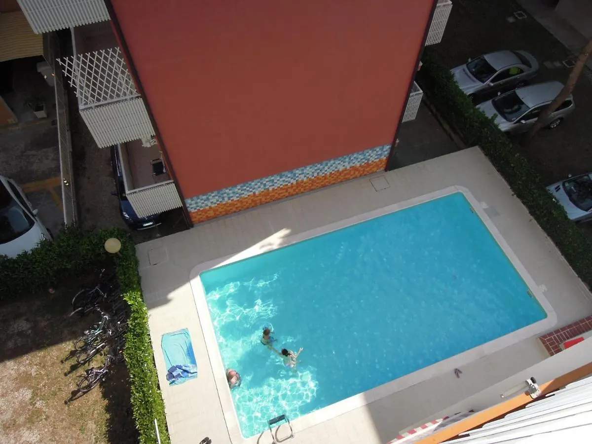 Modern Flat For 6 Guests With Swimming Pool Apartment Bibione